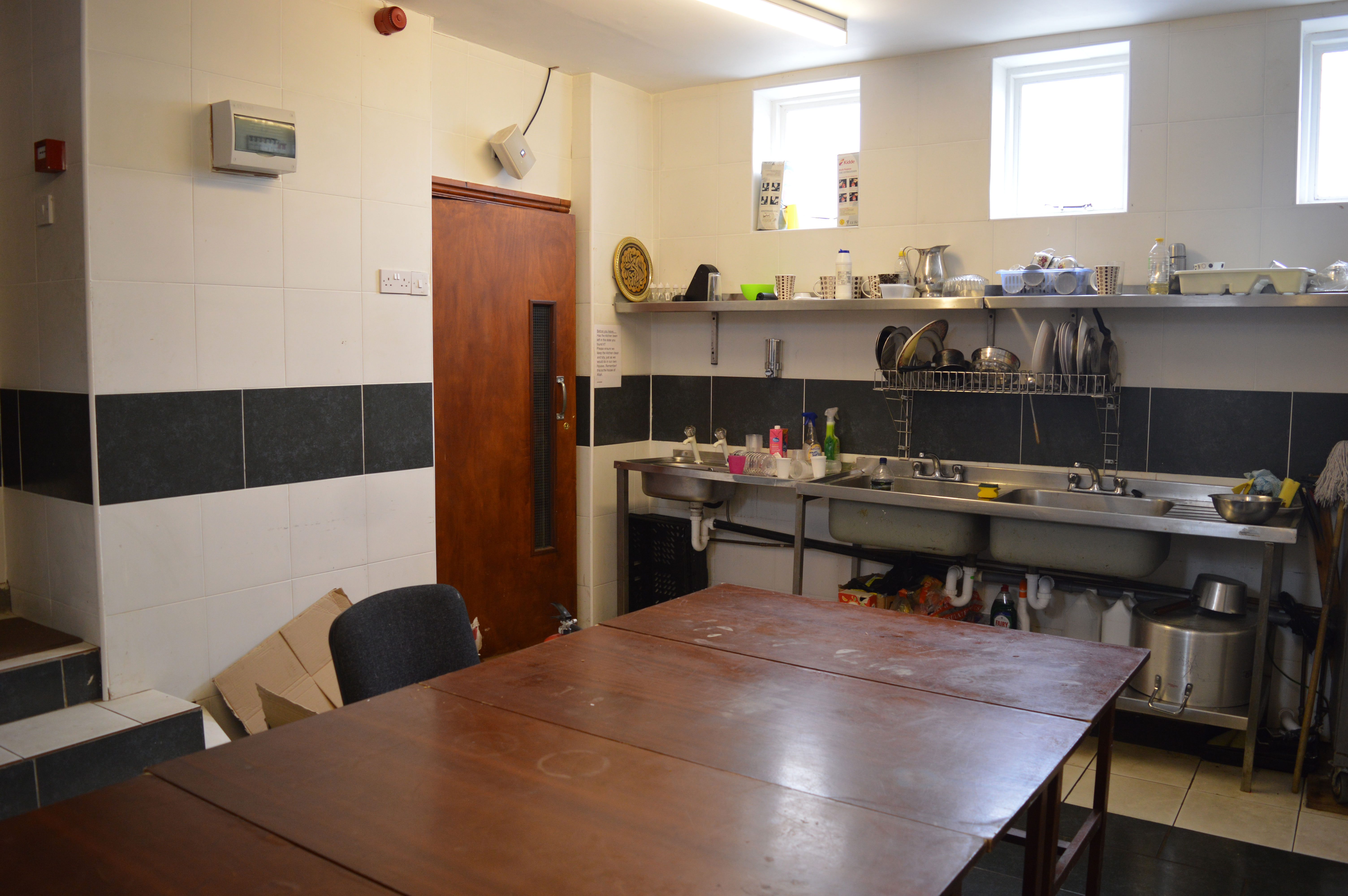 Lorem Ipsum is simply dummy text of the printing and typesetting ndustry. 